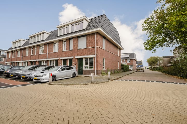 Photo of property Anna-Hoevestraat 6, Brielle