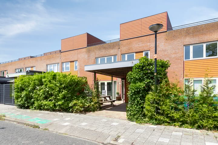 Photo of property Anna van Bossetuin 14, Heerhugowaard