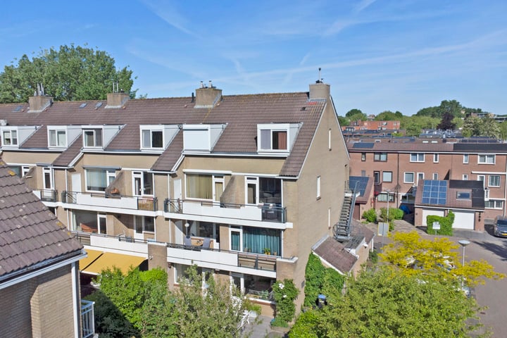 Anna van Hensbeeksingel 280 in Gouda foto
