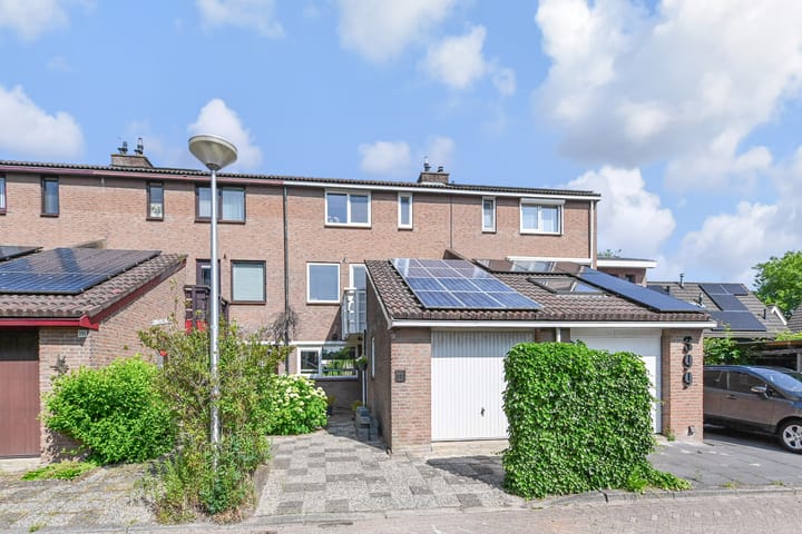 Anna van Hensbeeksingel 397 in Gouda