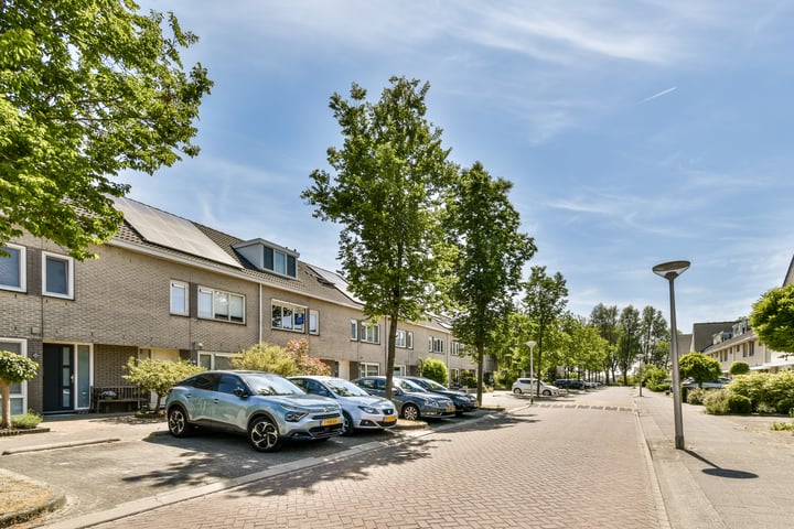 Anne de Vrieslaan 23 in Amstelveen