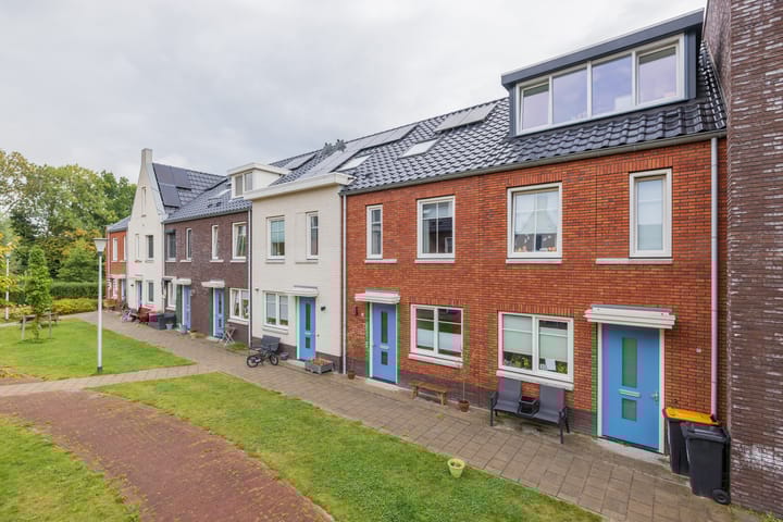 Anne Frankhove 28 in Sassenheim