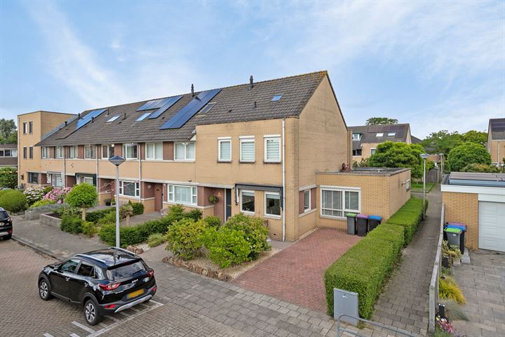 Anne Frankstraat 42 in Spijkenisse