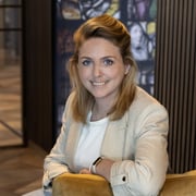 Foto van Anne-Marijn van Wageningen, Marketingmedewerker bij Bij Corina Woningmakelaardij