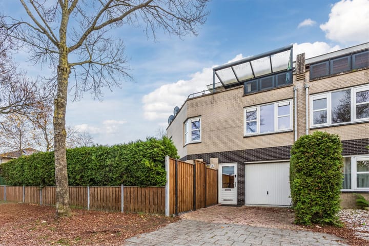 Annie M.G. Schmidtweg 205 dans Almere photo