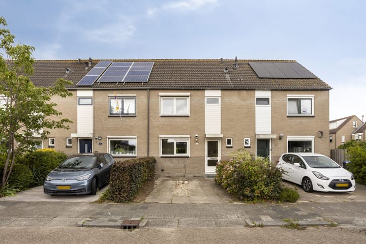 Annie Salomonshof 43 in Schiedam