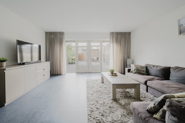 Annie van Hattemstraat 6 in Spijkenisse