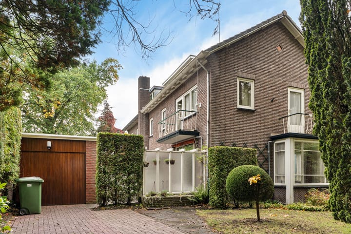 Anninksweg 98 in Hengelo photo