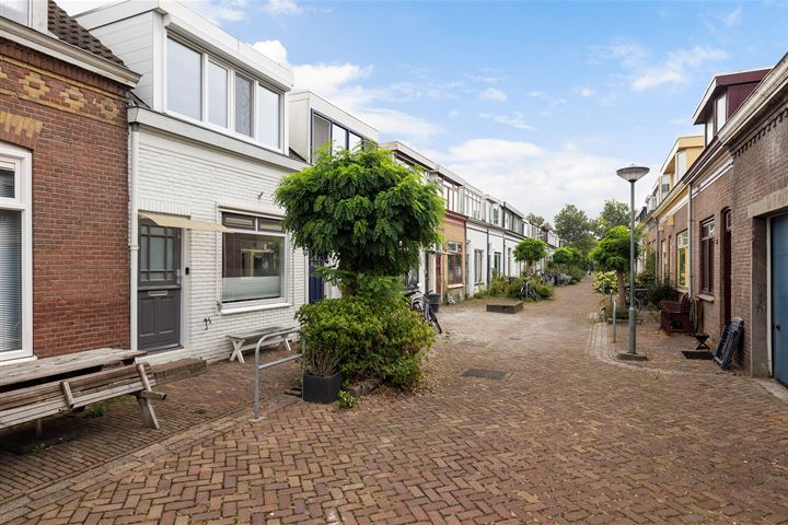 Anthonie Camerlingstraat 6 in Dordrecht