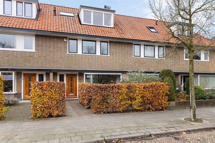 Anthonie van Dijckstraat 4 in Amersfoort