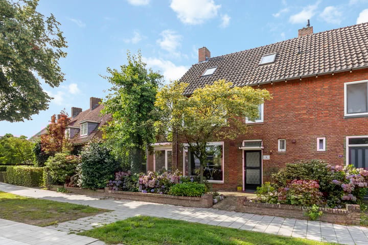 Antillenstraat 5 in Hengelo