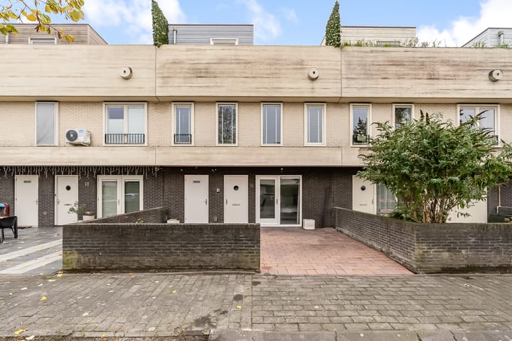 Antillenweg 16 in Almere