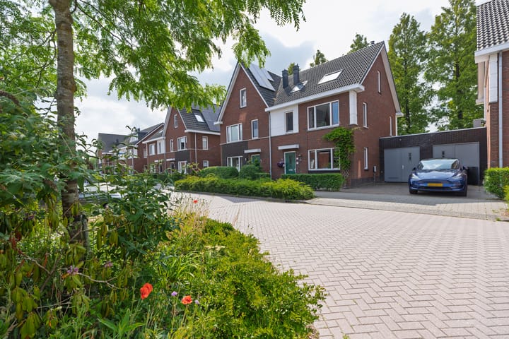Anton Geesinkstraat 13 in Weesp