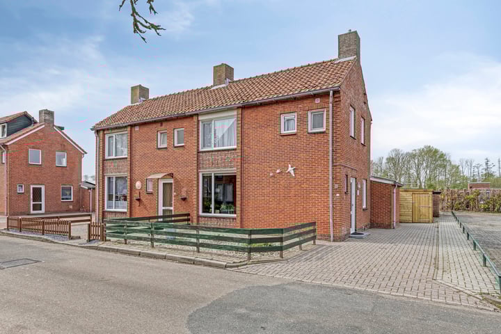 Photo of property Antoni Verburghwijk 14, Termunterzijl