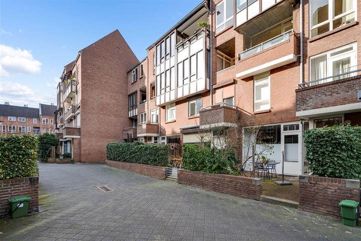 Photo of property Antonietenstraat 6, Maastricht