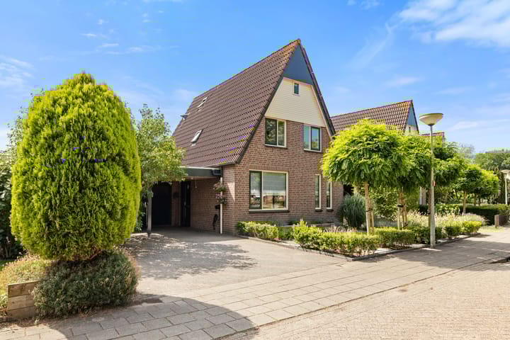 Photo of property Antoniuslaan 29, Beuningen Gld