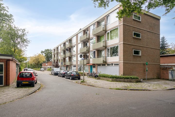 Antwerpenstraat 14 in Enschede photo