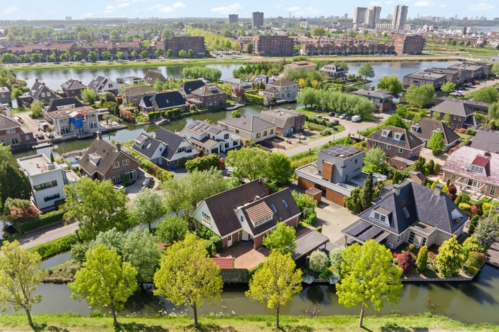 Aper Bouwmankade 25 in Rotterdam