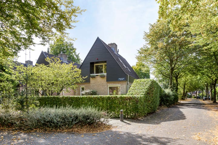 Photo of property Apollolaan 40, Son en Breugel