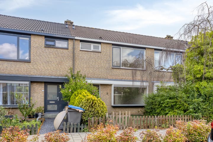 Apollostraat 5 in Spijkenisse photo