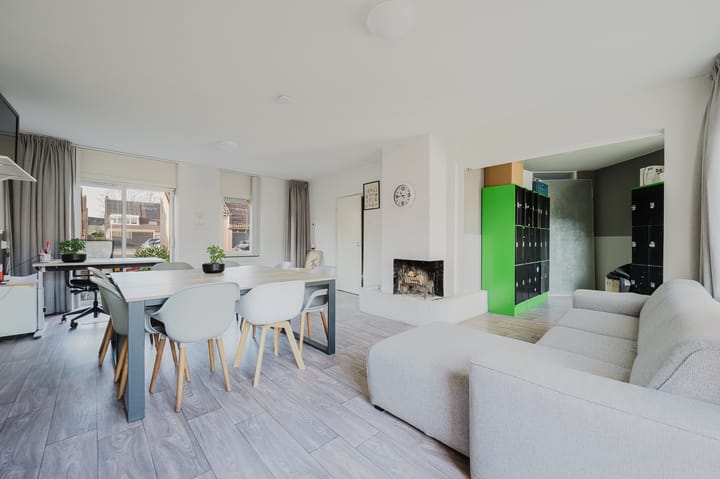 Appelgaard 28 in Spijkenisse