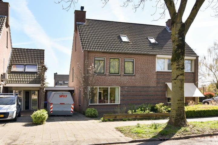 Aquamarijn 32 in Mijdrecht