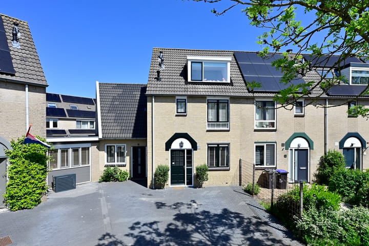 Aquamarijn 74 in Mijdrecht