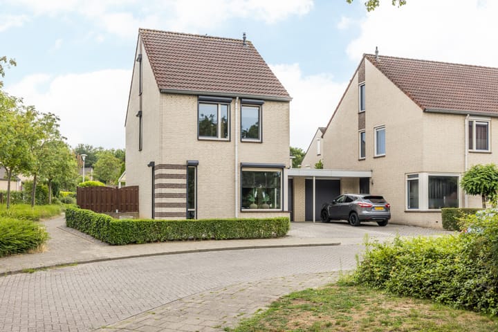 Aquamarijnhof 42 in Heerlen