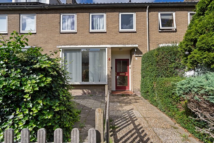 Ardealaan 4 in Hillegom