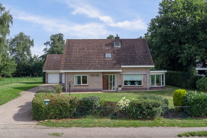 Arendlaan 34 in Ermelo foto