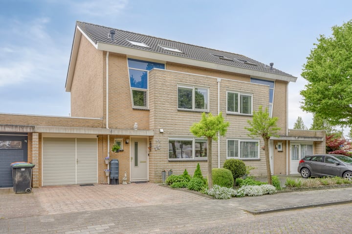 Arendschelling 91 in Dronten