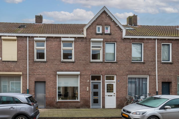 Arent van 's Gravesandestraat 30 in Tilburg