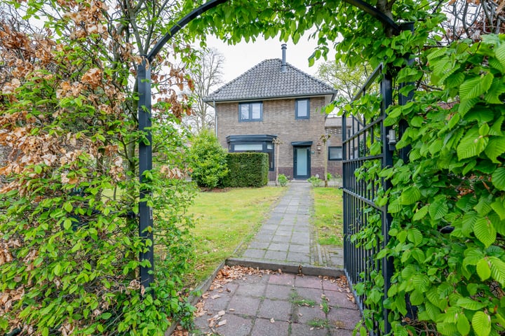 Photo of property Arnhemsebovenweg 211, Driebergen-Rijsenburg