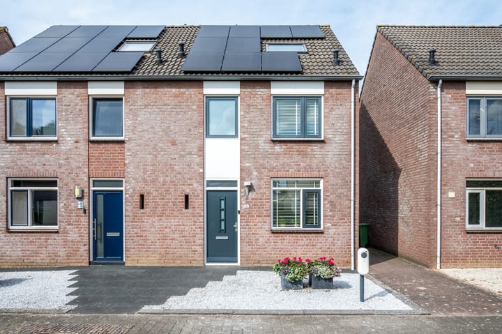 Photo of property Aronskelk 51, Cuijk
