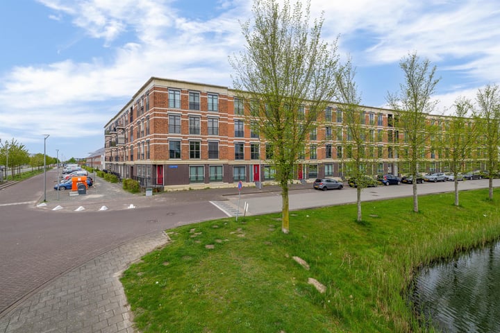 Artemissingel 223 in Almere foto