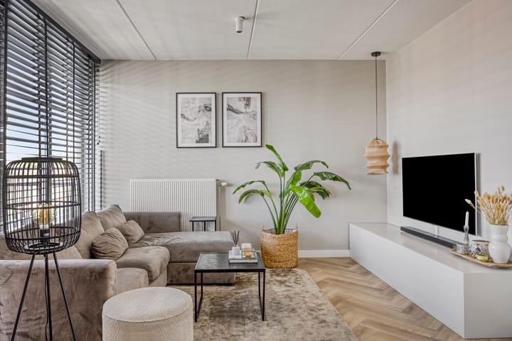 Photo of property Artemissingel 235, Almere
