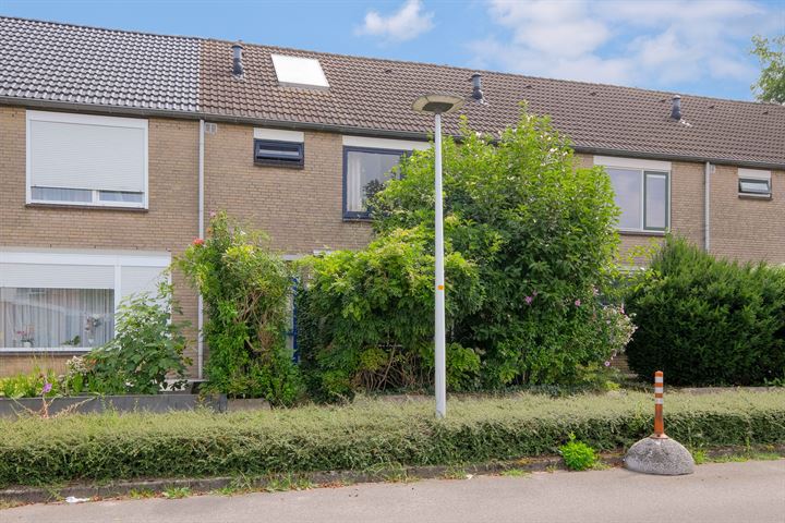 Arthur van Schendelstraat 11 in Hengelo