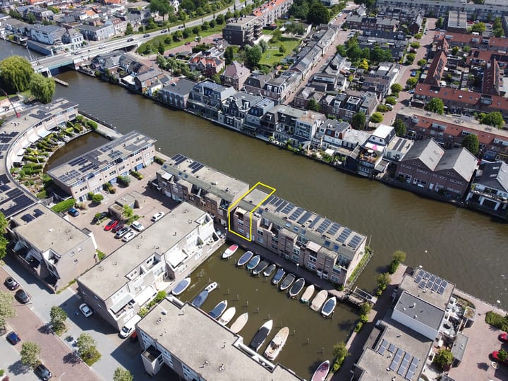 Arubastraat 30 in Alphen aan den Rijn