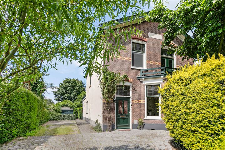 Asselsestraat 180 in Apeldoorn