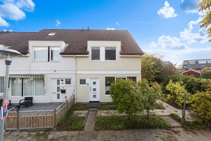 Photo of property Assumburg 123, Dordrecht