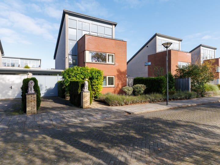 Assumburg 61 in Lelystad foto
