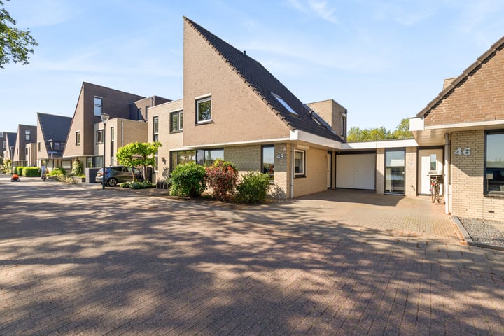 Photo of property Asterddijk 48, Breda