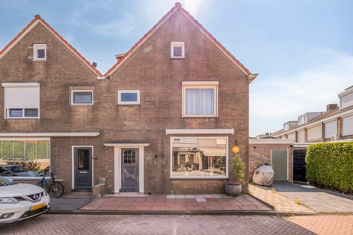Asterstraat 11 in Volendam