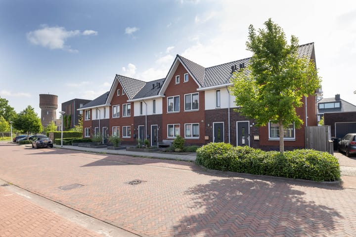 Photo of property Athenestraat 11, Hengelo