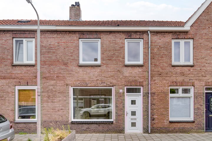 Photo of property Atjehstraat 26, Tilburg