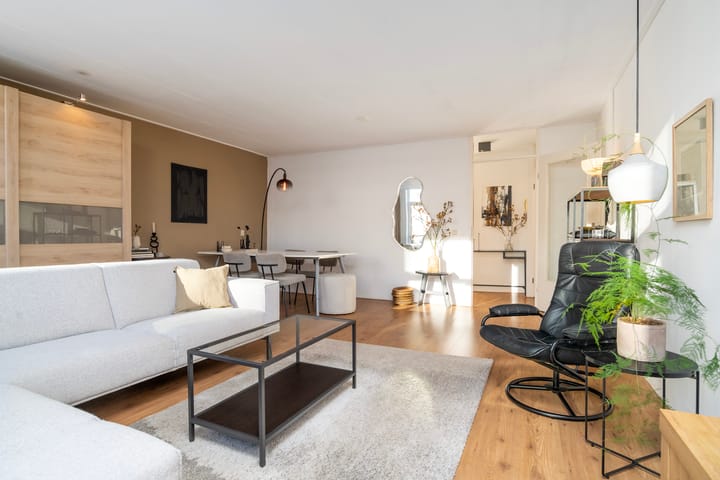 Atjehstraat 60B dans Rotterdam photo