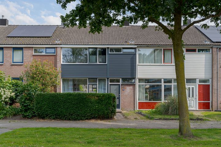 Photo of property Atlaslaan 73, Hoogeveen