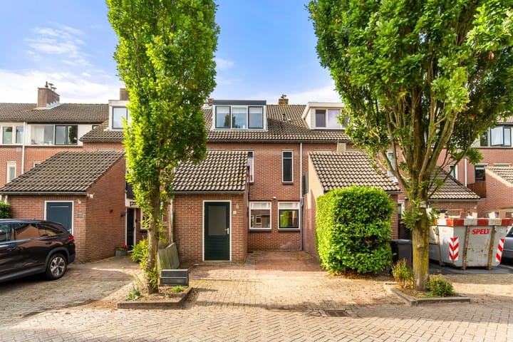 Avenbeeck 91 in Hillegom