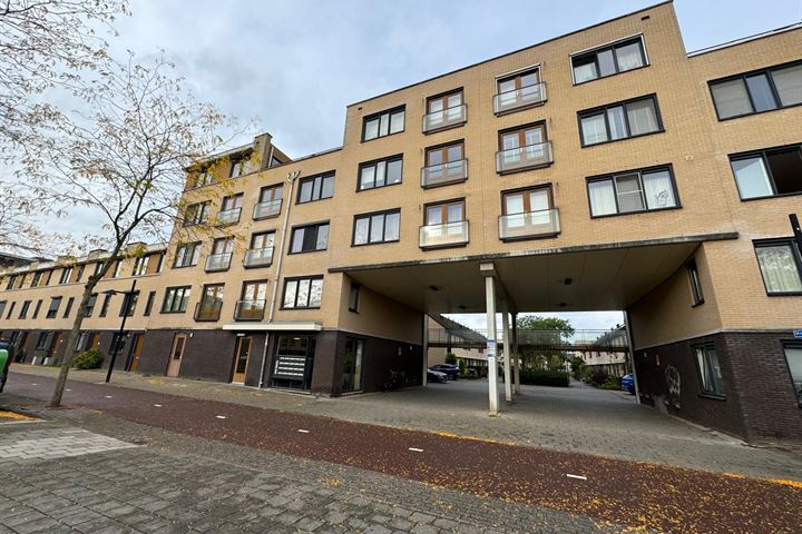 Avenue Carré 191 in Barendrecht