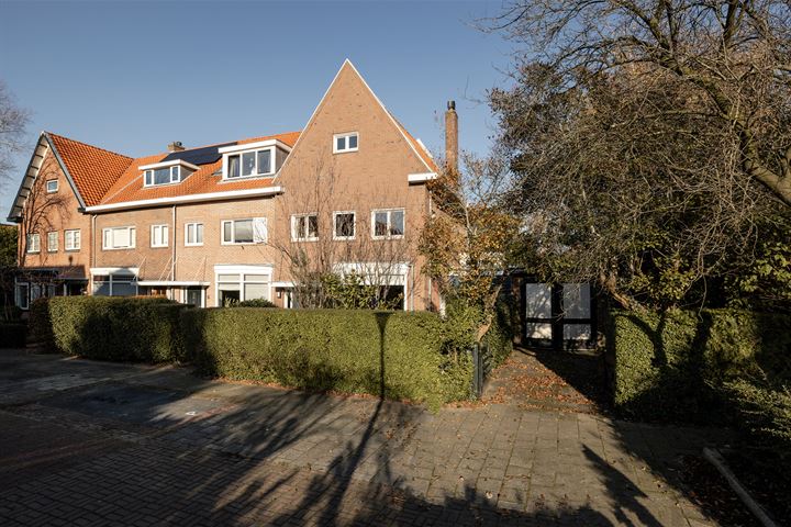 Azalealaan 4 in Heemstede